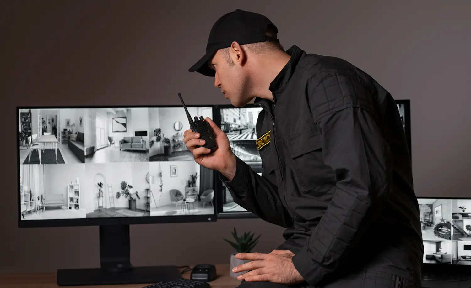 Featured image for “3 Holiday Security Tips for Your Commercial Business”